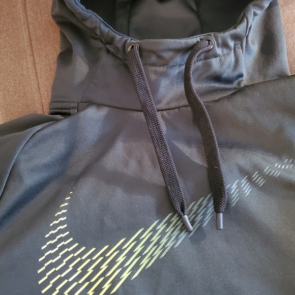 Nike Dry Fit Hoodie Sweatshirt - Picture 2 of 6